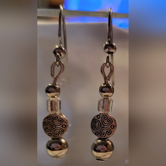 Beaded Earrings - Picture 4 of 4